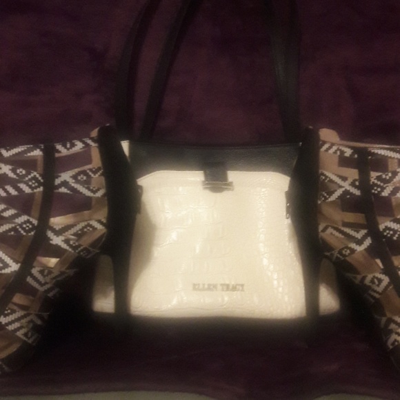 Purse - Picture 4 of 6